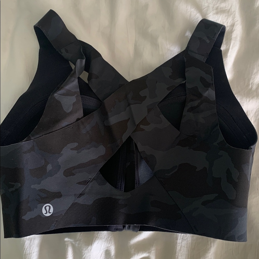 Lululemon Athletica Black Camouflage Sports Bra - Picture 2 of 4